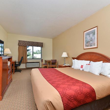 Express Inn & Suites Decatur Номер фото