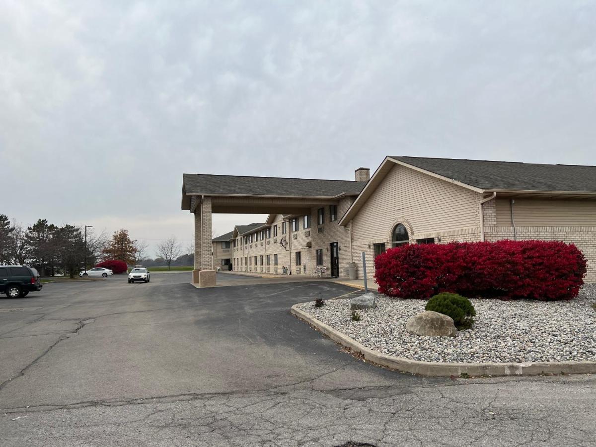 Express Inn & Suites Decatur Экстерьер фото