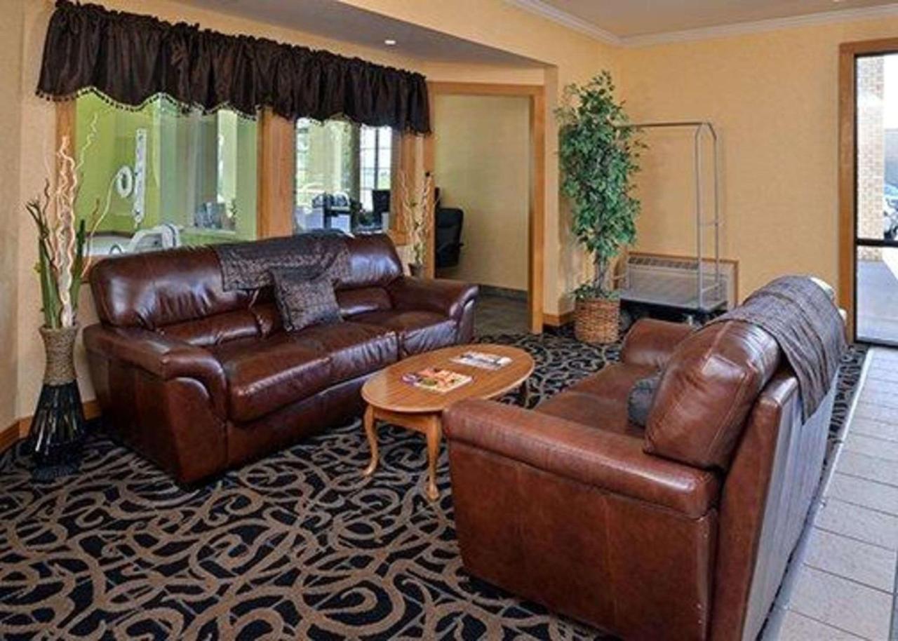 Express Inn & Suites Decatur Экстерьер фото